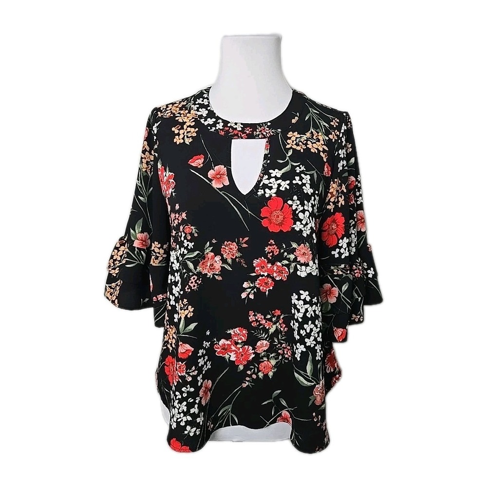 Urban Romantics Black Crepe Floral Bell Sleeve‎ Blouse Size Medium M